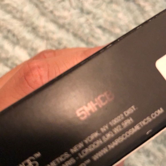 NARS NARSISSIST MATTE/SHIMMER EYESHADOW PALETTE - Picture 5 of 8